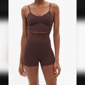 Vaara yoga set - Lu Seamless Bra & Seana shorts